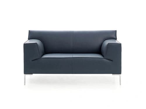 Design on Stock Bloq loveseat