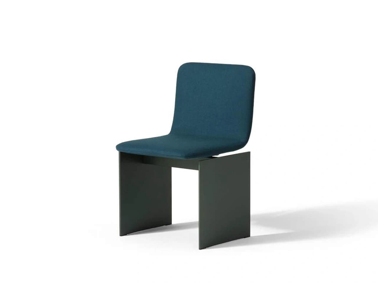 Cassina Flutz armchair